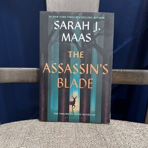 The Assassin's Blade Book by Sarah J. Maas (Throne of Glass Novellas)